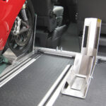 Motowippe TRUCK TWIN – VW T5/T6 oder T7 MULTIVAN – Doppelanlage für Motorräder – Bild 4