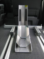 Motowippe TRUCK SINGLE — T5/T6 MULTIVAN — Motorradwippen-Einfachanlage für Motorräder, Motorradtransport im VW Bus